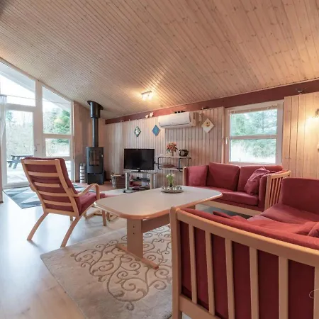 Menka - 1-3km From The Sea In Nw Jutland By Interhome Holiday home Bindslev