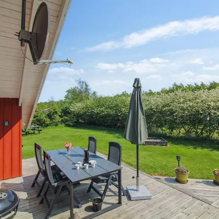 Menka - 1-3km From The Sea In Nw Jutland By Interhome