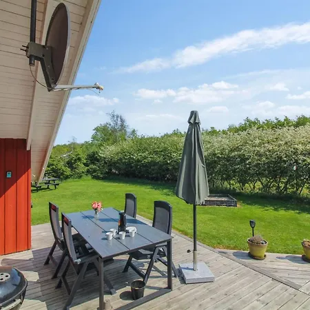 펜션 Menka - 1-3km From The Sea By Interhome *